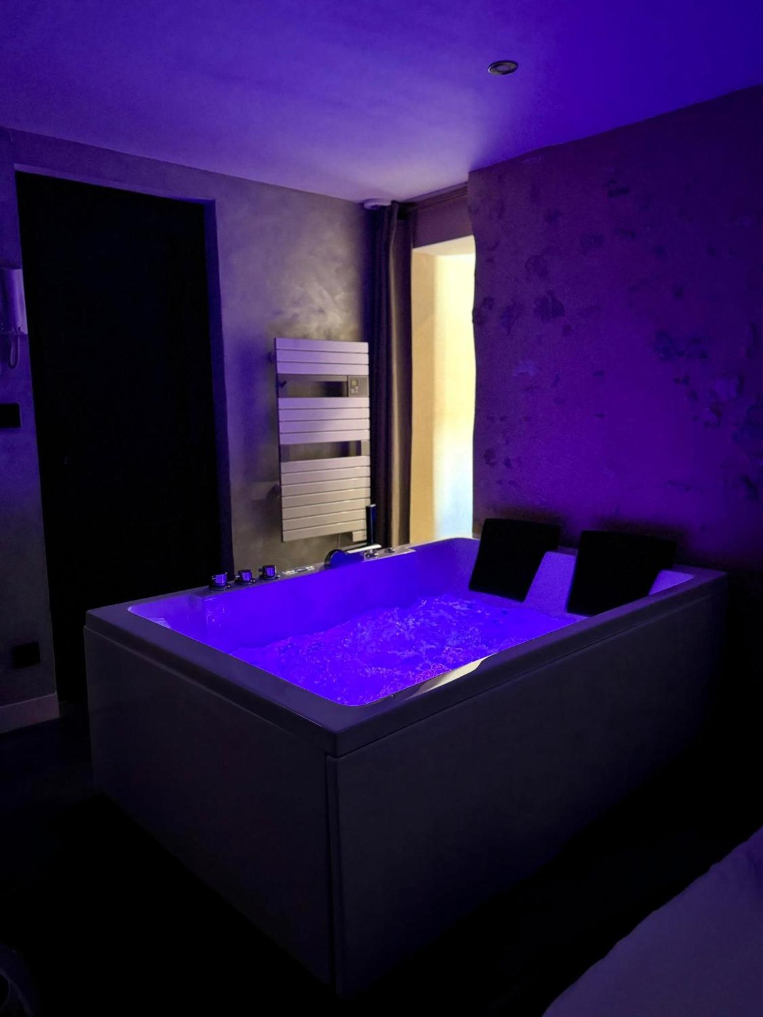 Love Queen Spa Detente Blois Exterior photo